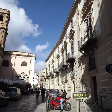 Oda ve Kahvaltı I Cavalieri Di Malta Palermo