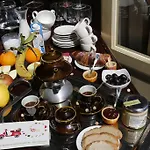 艾卡瓦里瑞迪迈塔酒店 3*