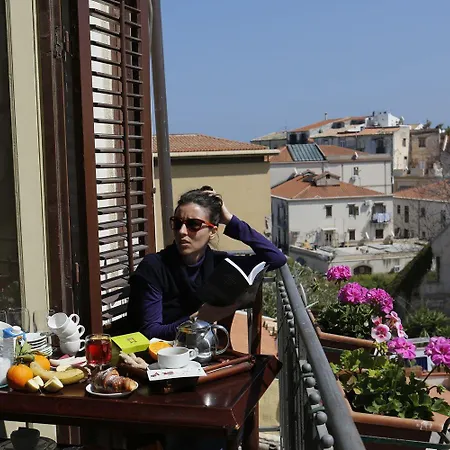 Alojamento de Acomodação e Pequeno-almoço I Cavalieri Di Malta 3*
